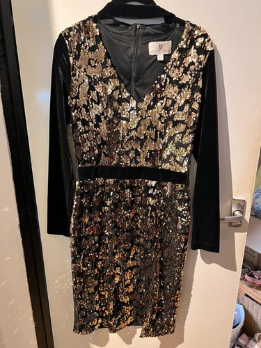 Forever unique gold - &, black